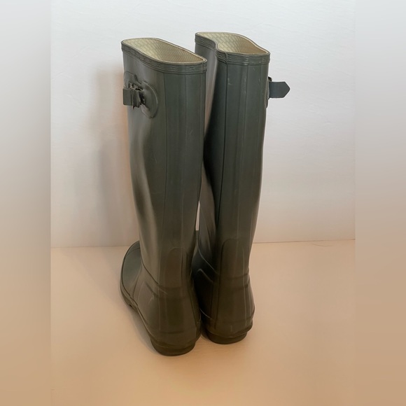 Hunter Rain Boots | Army Green | Size 6M/7F - Picture 2 of 14
